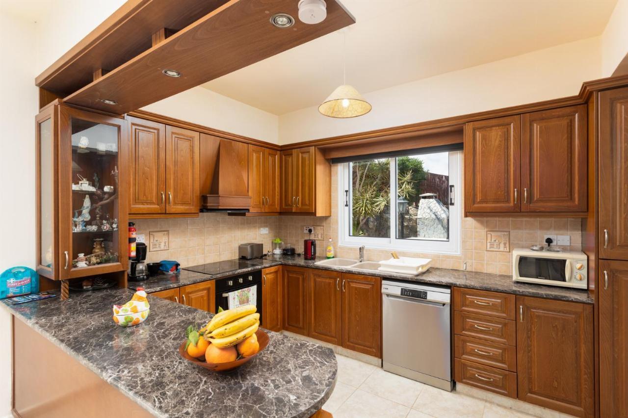 Villa Kleopatra Paphos ภายนอก รูปภาพ