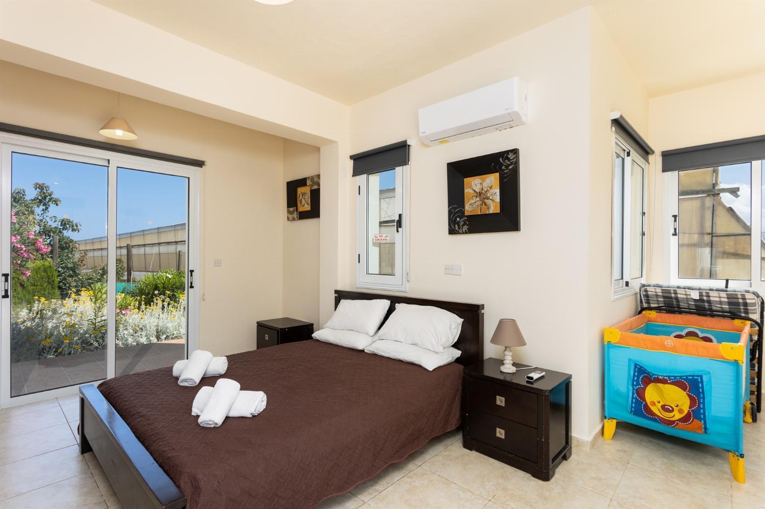 Villa Kleopatra Paphos ภายนอก รูปภาพ